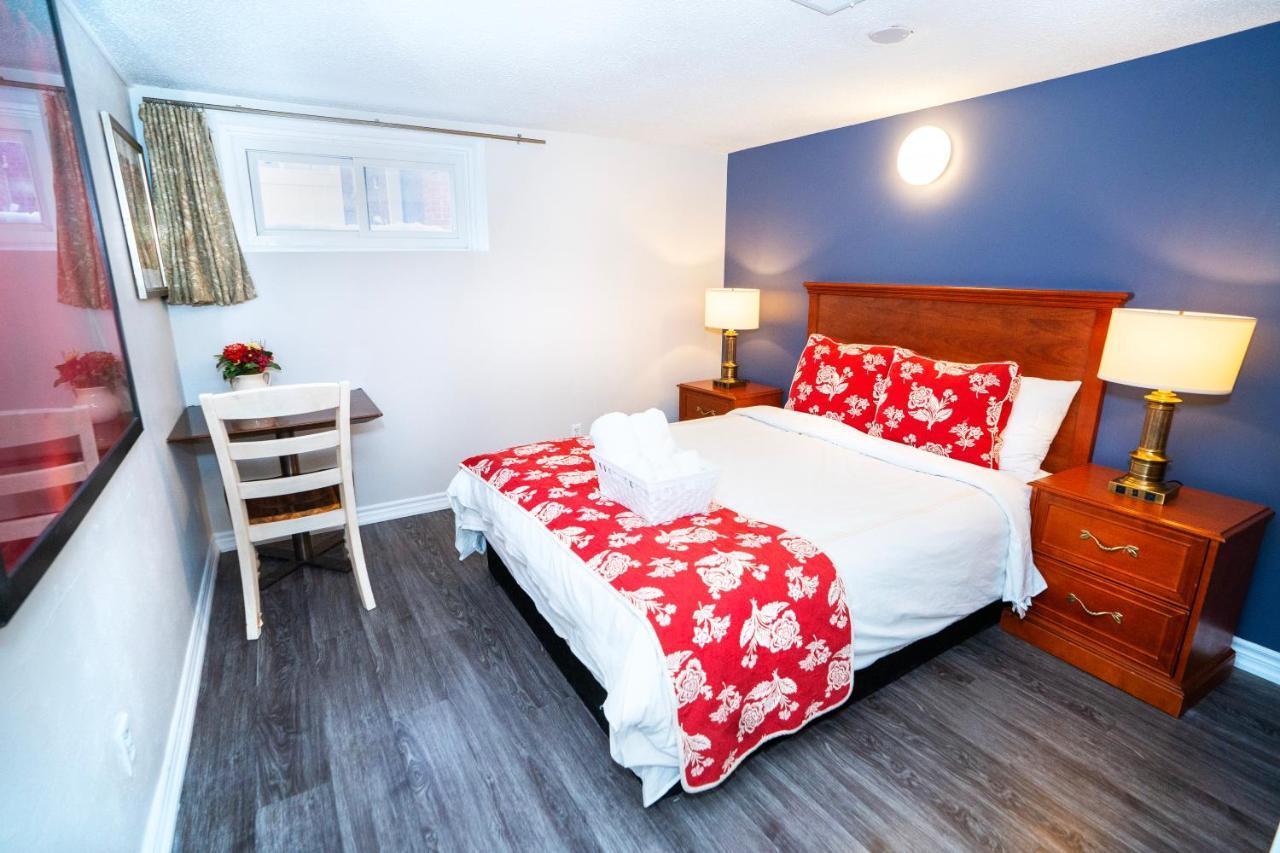 Cozy 3Br 2Bth Lower Unit, A Min To Hwy401, 404 & Dvp Villa Toronto Luaran gambar